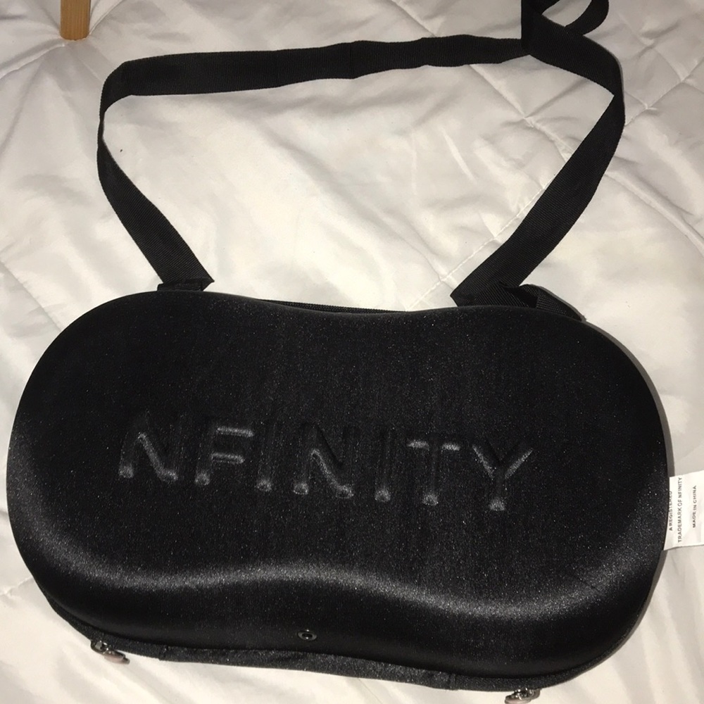 NFINITY CHEER SHOE HOLDER